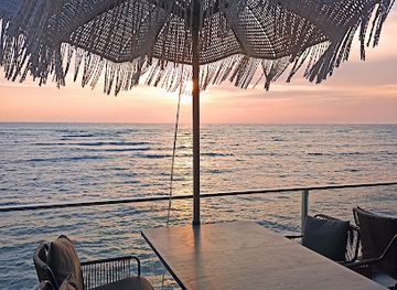 albania/durres-coast/restaurant/gate03