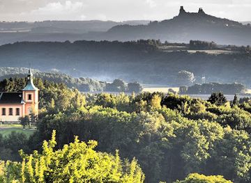 czechia/cesky-raj-bohemian-paradise/restaurant/bohemian-paradise-tour