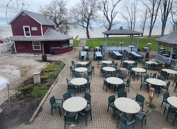 ohio/geneva-on-the-lake/restaurant/high-tide-tavern