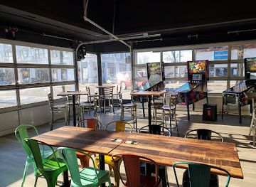 indiana/new-albany/restaurant/recbar-812