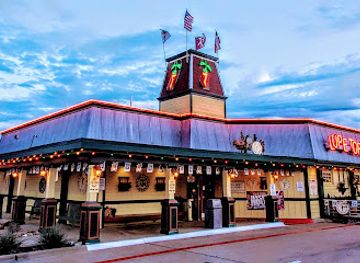 texas/college-station/restaurant/lupe-tortilla-mexican-restaurant