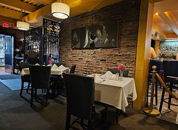 new-york/buffalo/restaurant/mothers-restaurant