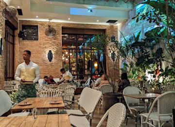dominican-republic/sierra-de-bahoruco/restaurant/maraca