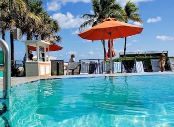 florida/fort-lauderdale-beach/restaurant/salty-siren