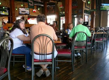 michigan/lansing/restaurant/nuthouse-sports-grill