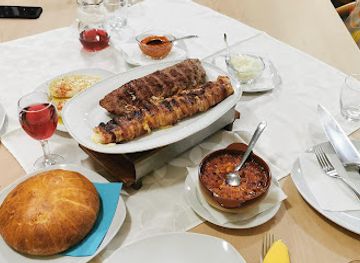 slovenia/zasavje/restaurant/smucarska-koca-trotovnik