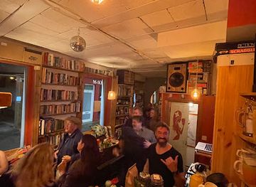 ireland/westport/restaurant/the-gallery-cafe-wine-tapas-bar-generally-open-tues-sat