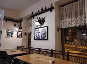 czechia/moravia/restaurant/hladinka-a-snyt