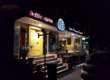 egypt/cairo/maadi/restaurant/tabla-luna