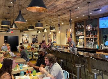 missouri/st-louis/restaurant/peacemaker-lobster-crab