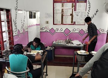 india/kerala/restaurant/kayaloram-restaurant