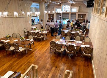 connecticut/housatonic-valley/restaurant/vyne-restaurant-bar