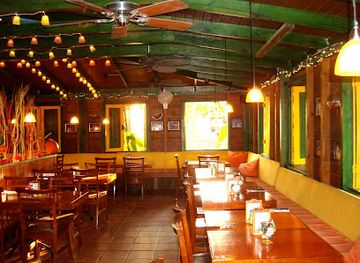 sint-maarten/dutch-quarter/restaurant/topper-s-restaurant-bar