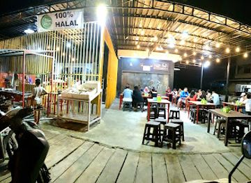 indonesia/west-papua/restaurant/republic-seafood