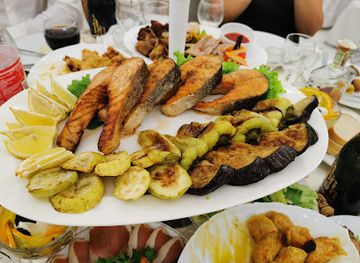 moldova/gagauzia/restaurant/zolotoi-pavlin