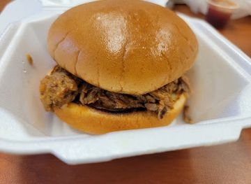 virginia/staunton/restaurant/big-red-barbecue