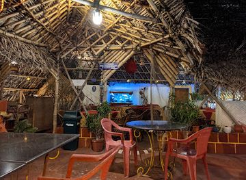 india/pondicherry/promenade-beach/restaurant/madame-shanthe-s-cafe-restaurant