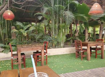 ghana/mamprugu/restaurant/the-neem-grill