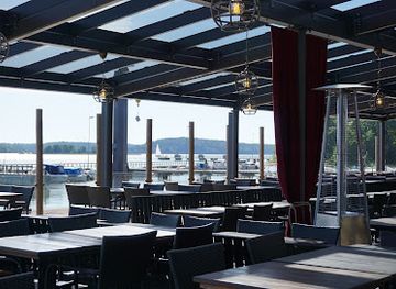 finland/aland-islands/restaurant/angbatsbryggan-adventure-golf