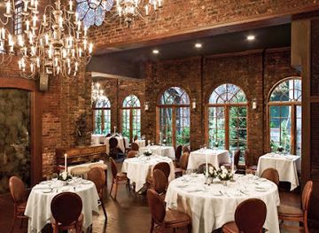 new-york/new-york-metropolitan-area/restaurant/one-if-by-land-two-if-by-sea