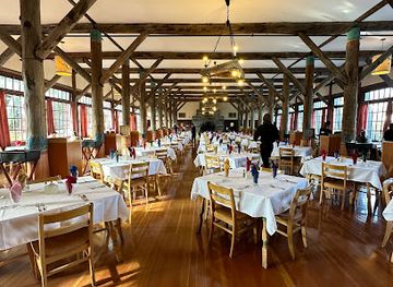 washington/mount-rainier-national-park/restaurant/paradise-inn-dining-room