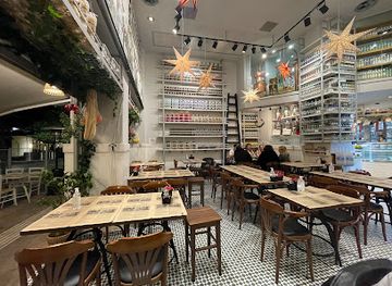 greece/thessaloniki/navarinou-square/restaurant/the-greek