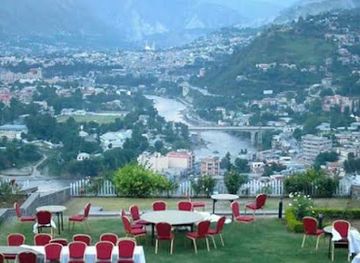 pakistan/neelum-valley/restaurant/mohammad-usman-chappal-kabab-qeema-house