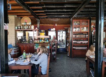 argentina/cafayate/restaurant/pena-y-parrilla-de-la-plaza