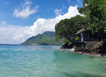 indonesia/maluku-islands/restaurant/sulamadaha-beach