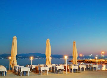 greece/euboea/restaurant/the-port-of-amarinthos