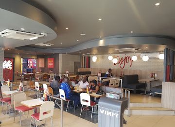south-africa/hluhluwe-imfolozi-park/restaurant/wimpy