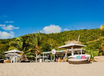 antigua-and-barbuda/valley-church-beach/restaurant/jacqui-o-s-beach-house