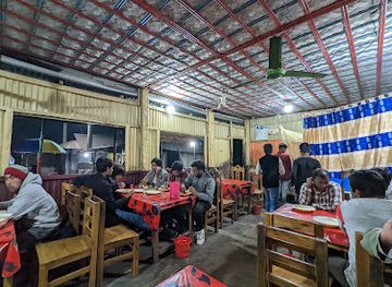 bangladesh/tanguar-haor/restaurant/fardin-and-mardin-restaurant