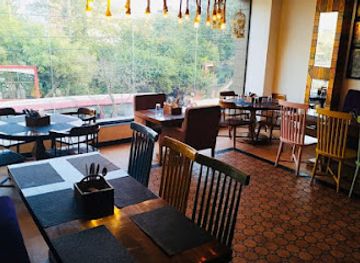 india/varanasi/restaurant/wife-on-leave-best-veg-and-non-veg-family-restaurant-in-varanasi