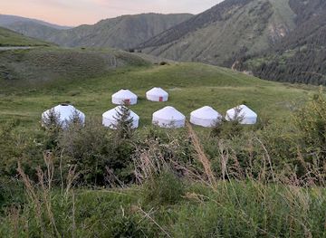 kazakhstan/kolsai-lakes/restaurant/kolsay-etno-auyl