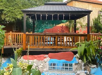 jamaica/east-end/restaurant/willy-s-thatch-roof-cool-out-spot-ltd
