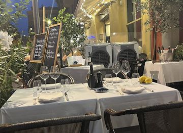 france/nice/port-of-nice/restaurant/la-table-marine