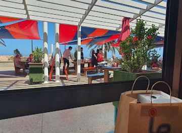 namibia/swakopmund/restaurant/random-cafe