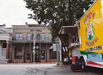 arkansas/bentonville/restaurant/yeyo-s-food-truck