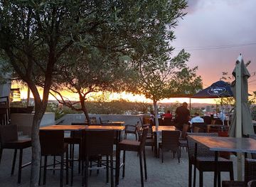 namibia/windhoek/restaurant/the-wine-bar