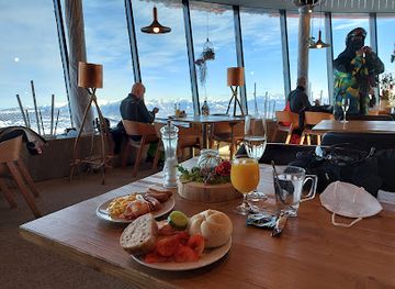 slovakia/dolina/restaurant/rotunda-restaurant