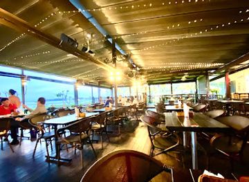 singapore/pasir-ris/restaurant/georges-the-cove