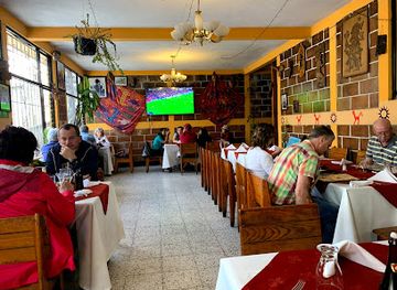 guatemala/chichicastenango-market/restaurant/restaurante-la-villa-de-don-tomas