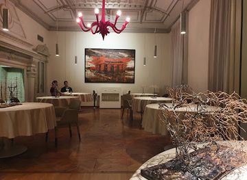 italy/milan/restaurant/contraste