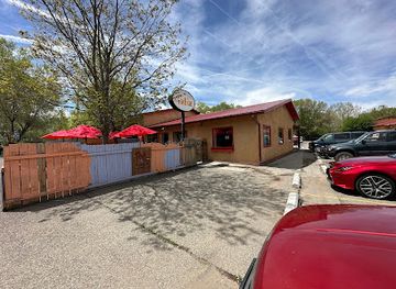 new-mexico/enchanted-circle/restaurant/gutiz