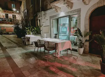 Vineria Modì, Restaurant in Taormina