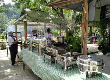 Las Amazonas Balneario-Restaurant