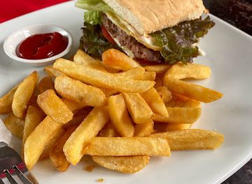 tonga/pangaimotu/restaurant/al-mamun-gourmet