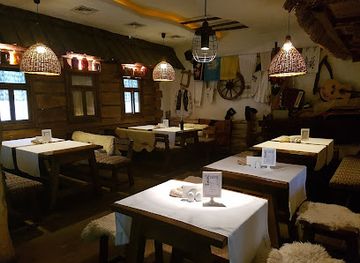 ukraine/volhynia/restaurant/kurin