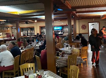 arkansas/arkansas-highland/restaurant/ron-s-catfish